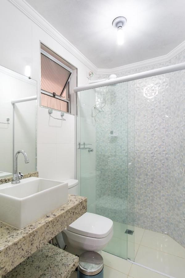 Apartamento A 100 Metros Da Praia - 01 Dormitorio - Edificio Agua Viva อูบาตูบา ภายนอก รูปภาพ